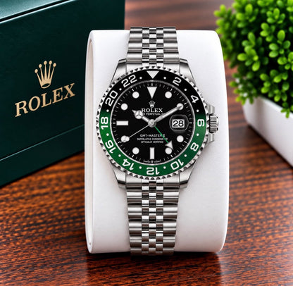 Luxury Black & Blue GMT Style Watch for Men – Silver-Tone Bracelet, Black Dial & Date Display